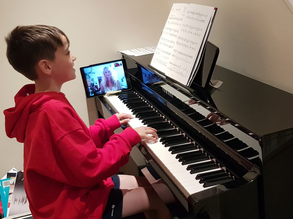 piano lessons at home or online