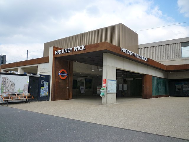 hackney wick railway station