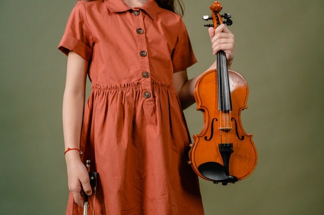 young girl with violin