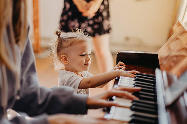 piano lessons for children in enfield, en from £14 per lesson