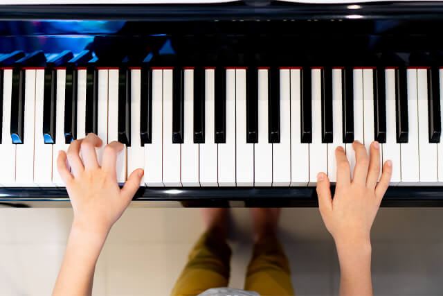 piano lessons for children in lewisham, se13 from £14 per lesson