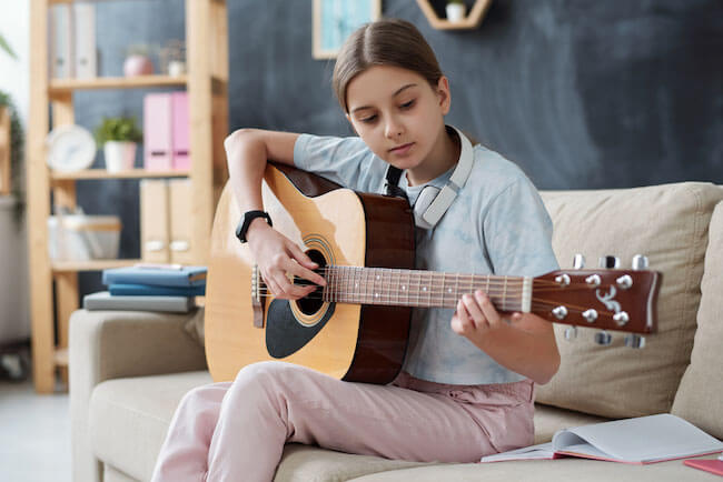 guitar lessons for children in acton, ealing/hammersmith and fulham, w3 from £14 per lesson